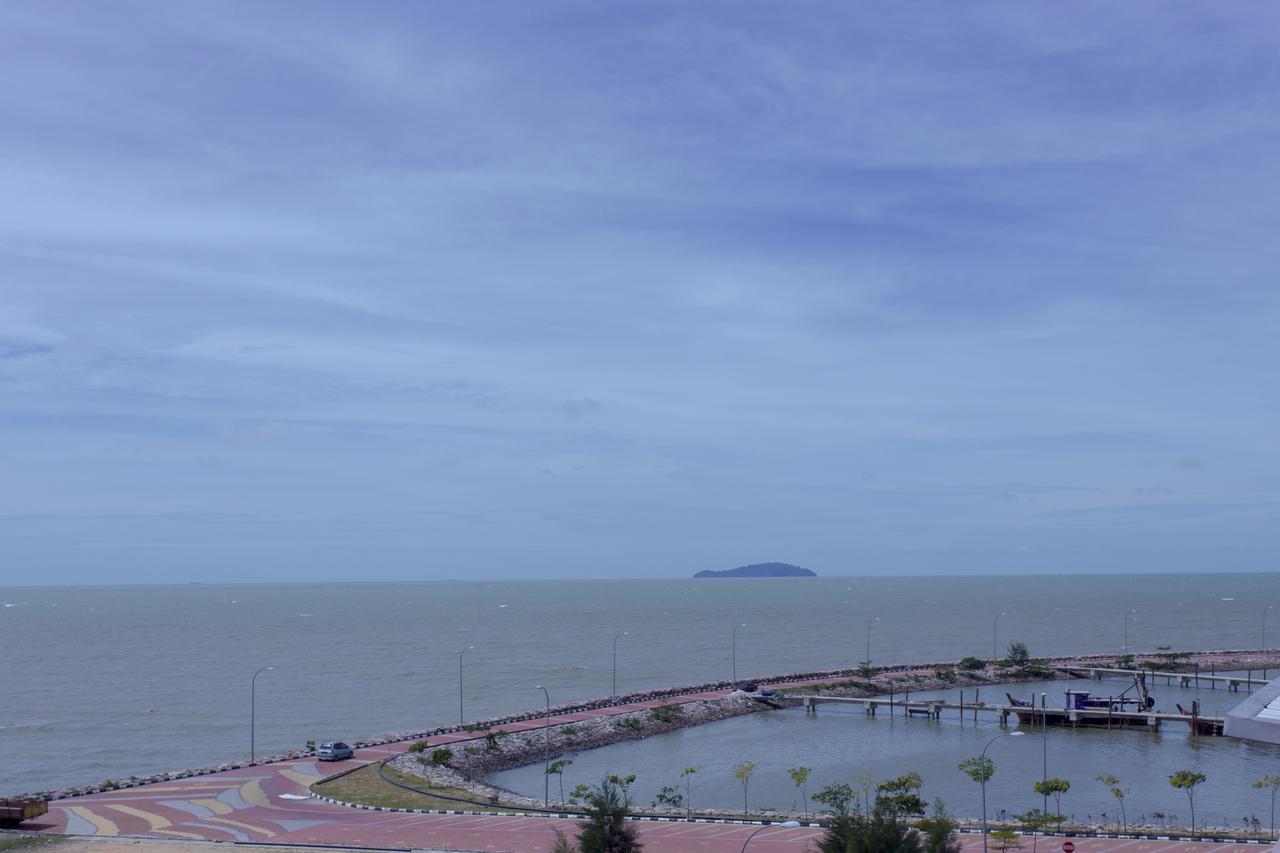 Aloha Hotel Sdn Bhd Pontian Kecil Exterior foto